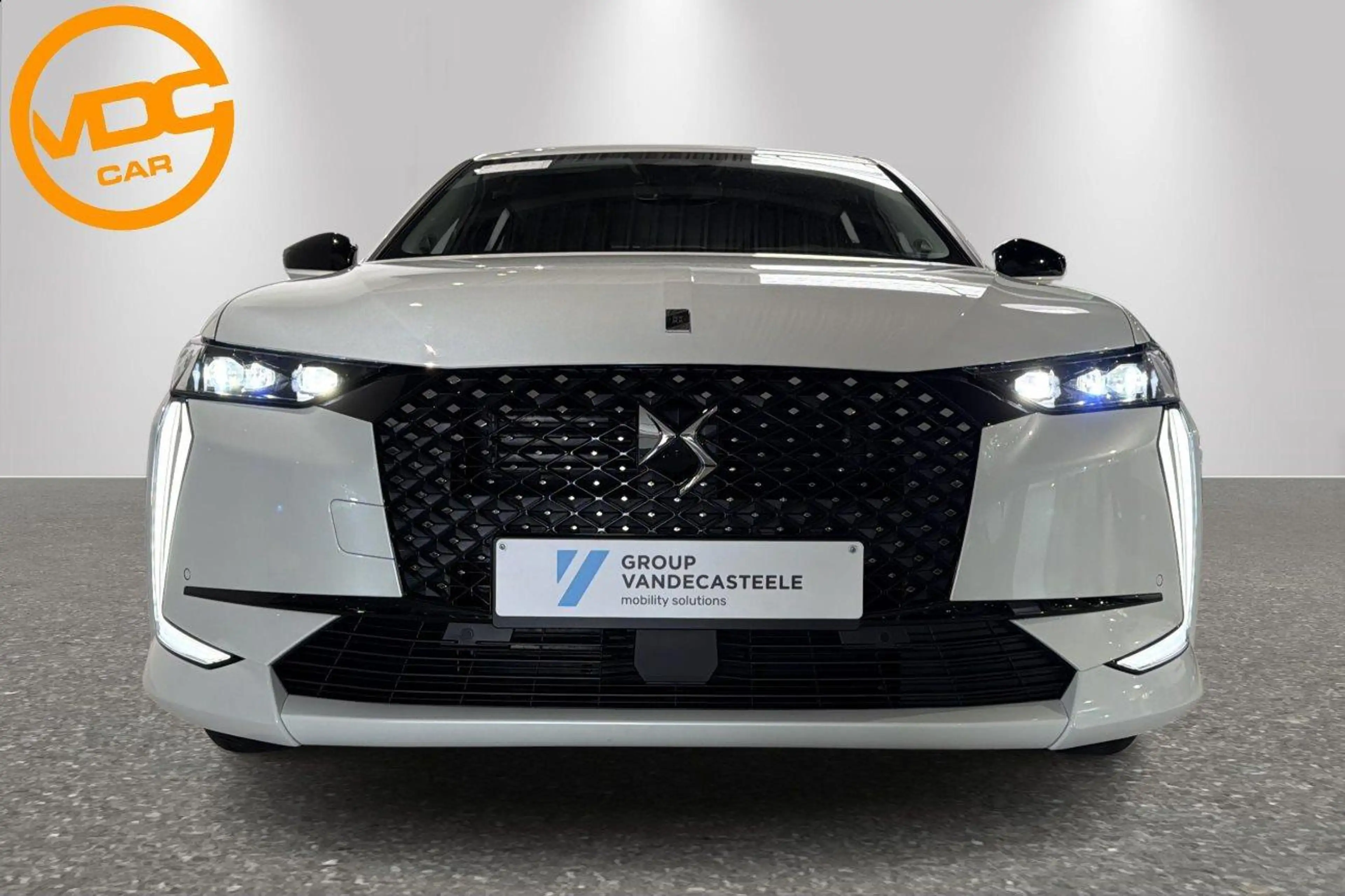 DS Automobiles DS 4 Etoile — photo 5