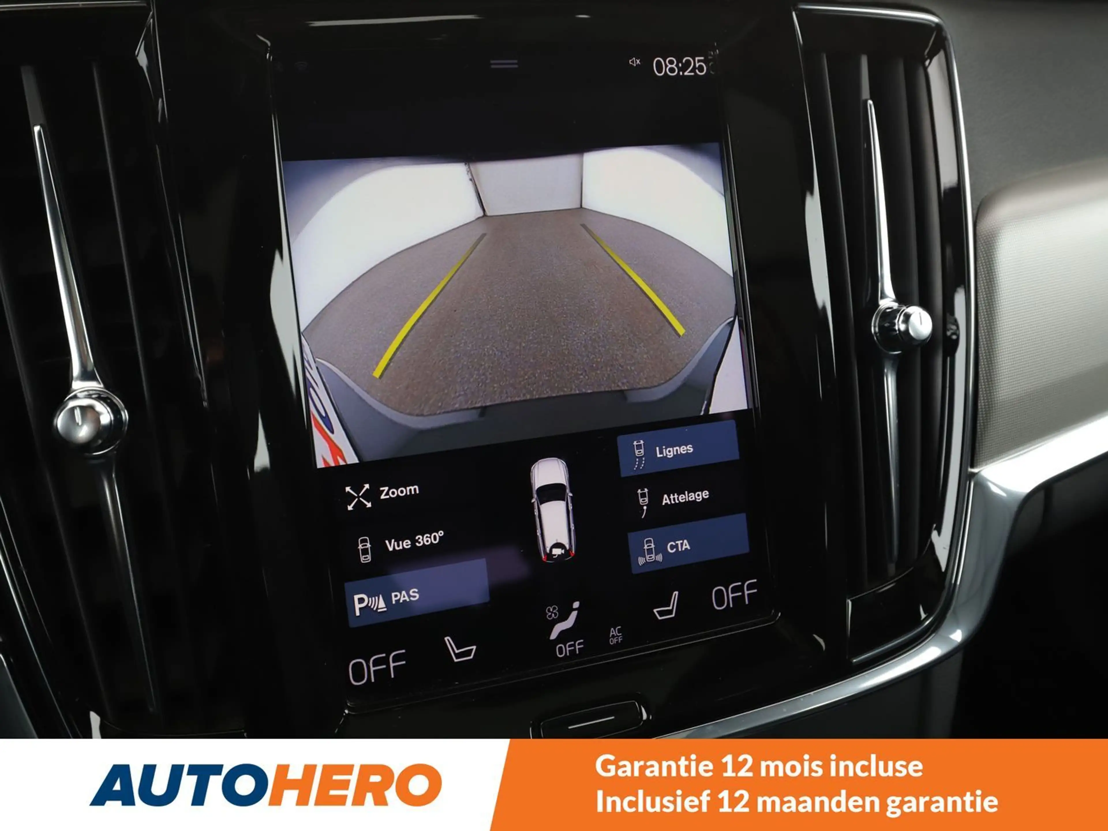 Volvo V90 Cross Country 2.0 D4 Pro AWD — photo 9