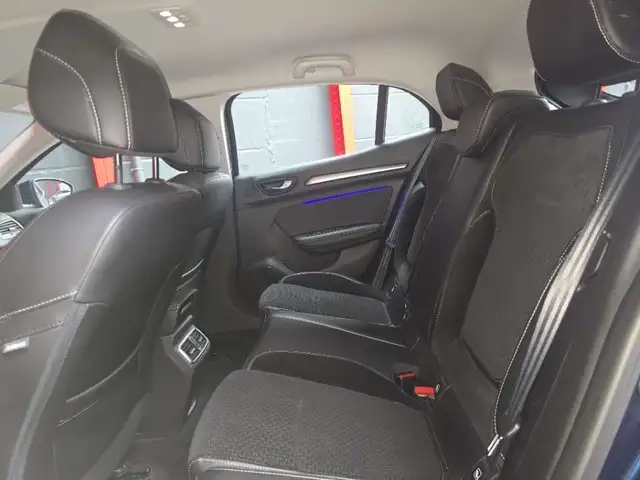 Renault Megane view 12