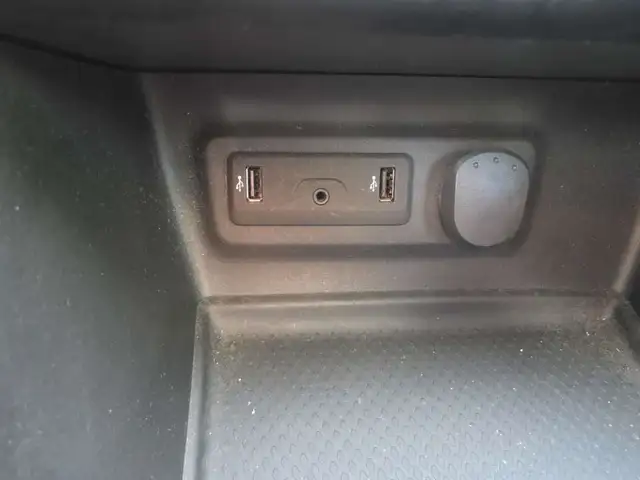 Renault Megane view 15