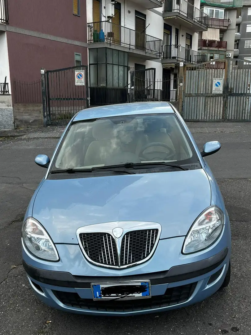 Lancia Ypsilon Ypsilon II 2003 1.2 8v Argento 100 Blu/Azzurro - 1