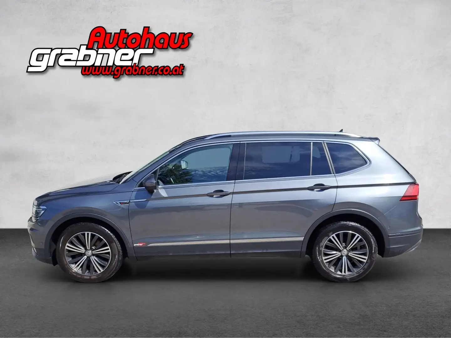 Volkswagen Tiguan Allspace Comfortline 4Motion Gris - 2