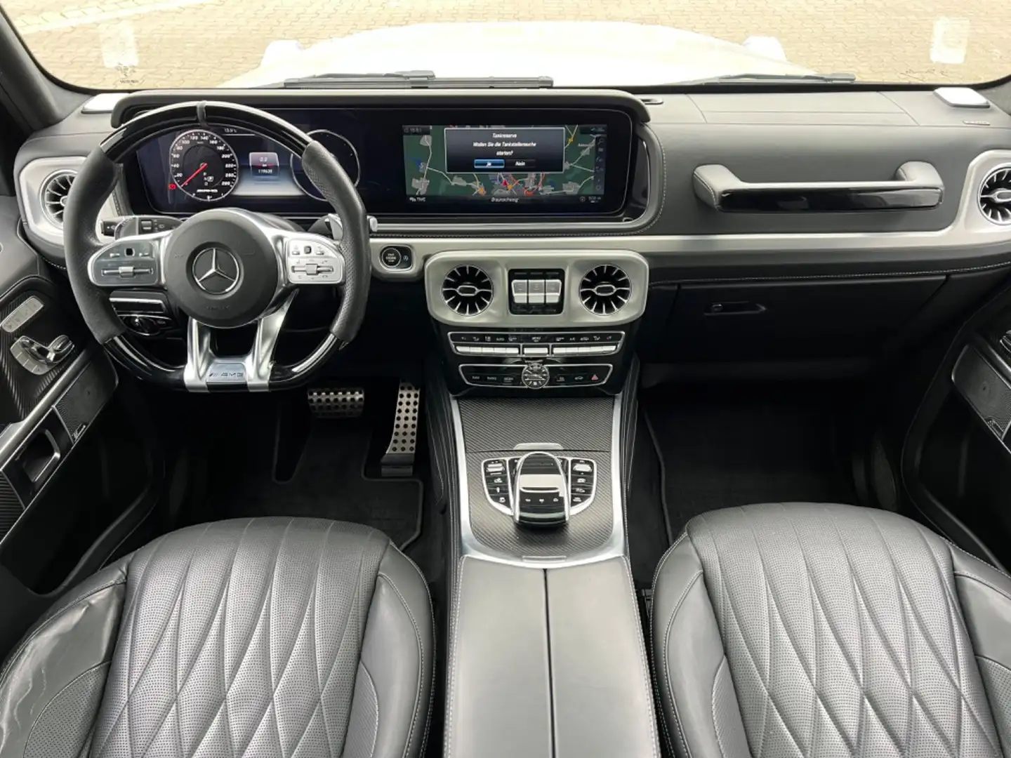 Mercedes-Benz G 63 AMG 463A, EXCLUSIVE INTERIEUR PLUS, 22 ZOLL Silber - 2