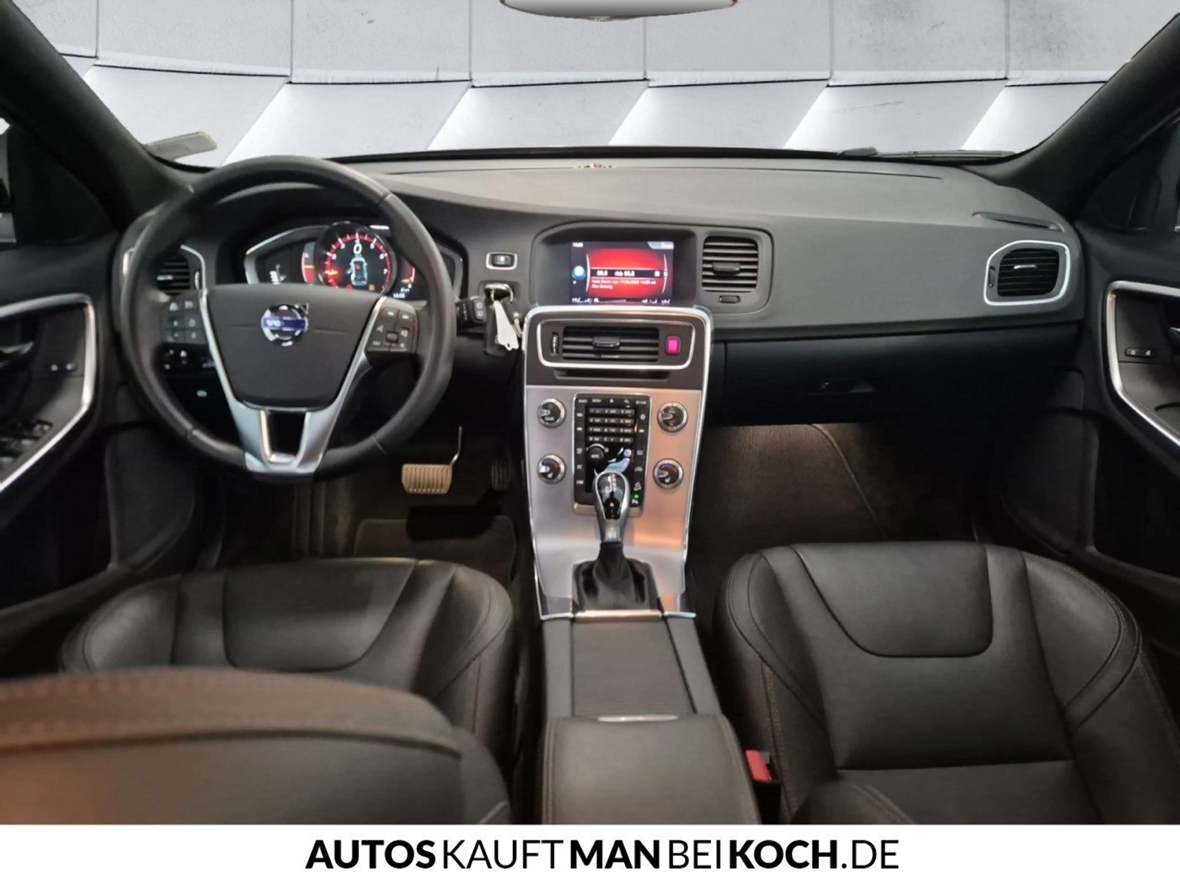 Volvo V60 Cross Country V60CC T5 AWD Automatik ACC BiXenon GSHD Kamera AHK — photo 9