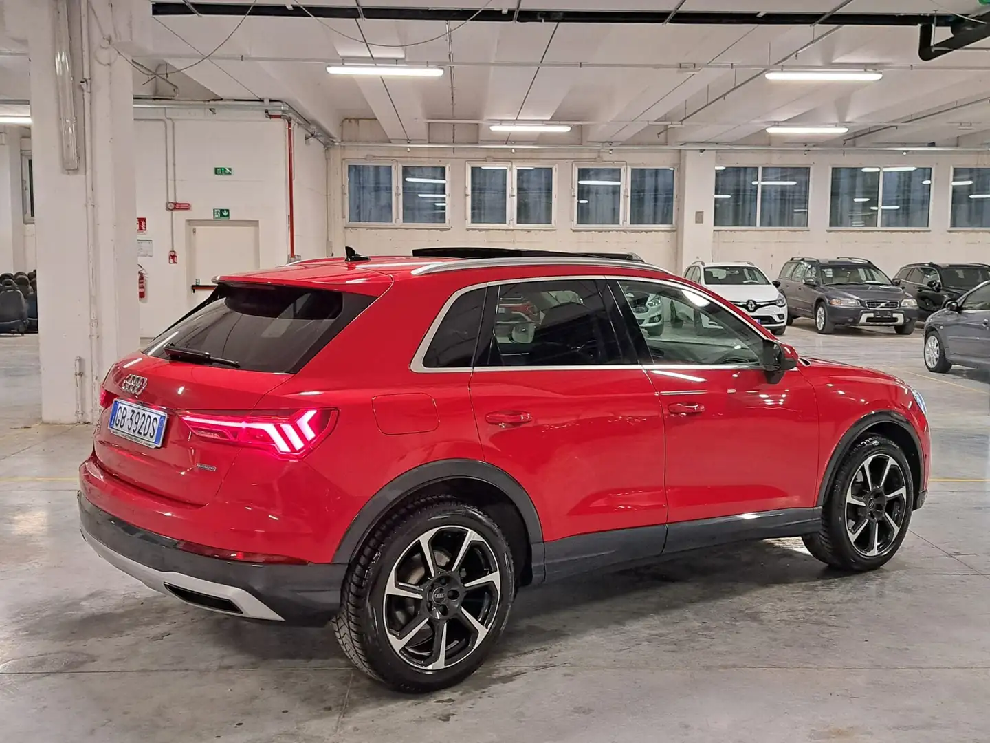 Audi Q3 40 2.0 TDI 190CV Business Advanced Quattro Stronic Rosso - 2