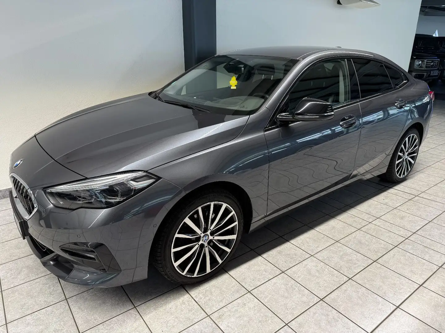 BMW 218 i Gran Coupe Sport Line LED Kam Leder H-Up Grau - 1
