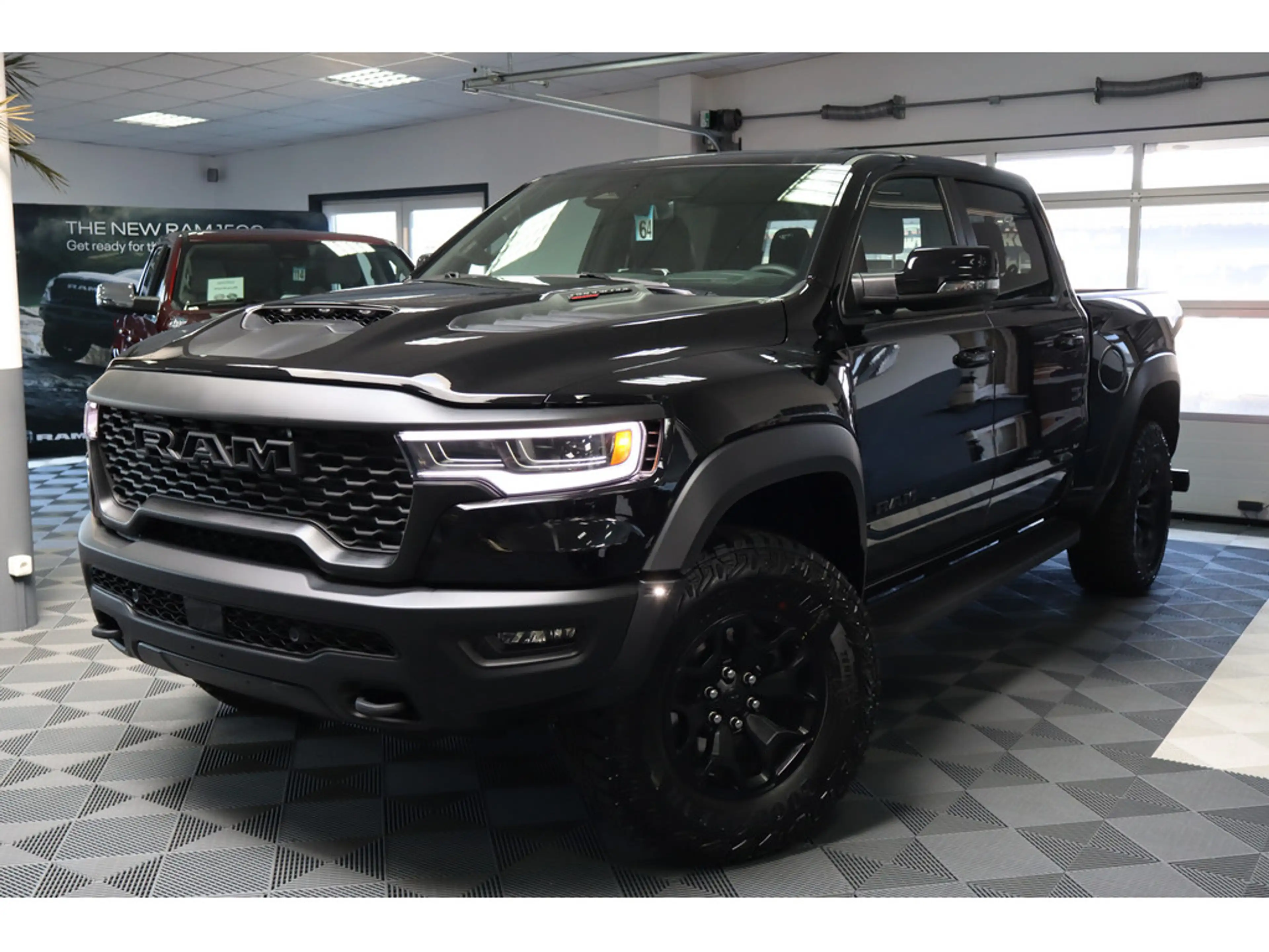 Dodge RAM RHO, 3,5T AHK TRX LOOK 540PS PDC LEDER — photo 4