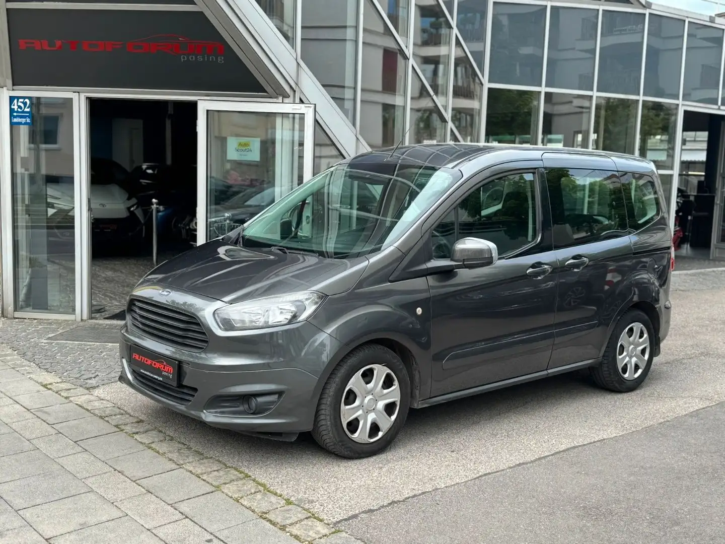 Ford Tourneo Courier Trend*1 Hand* Gris - 1