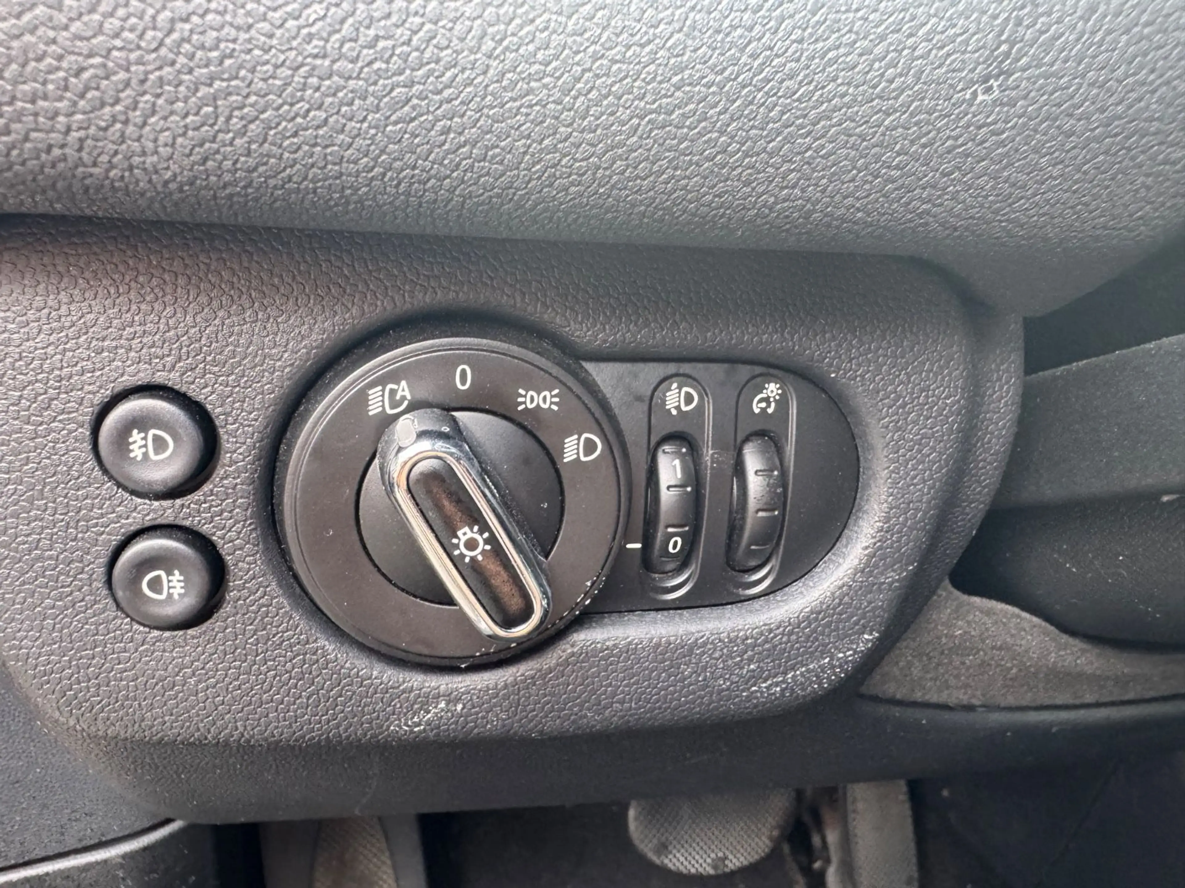 MINI Cooper D Clubman Cooper D Classic Trim — photo 13