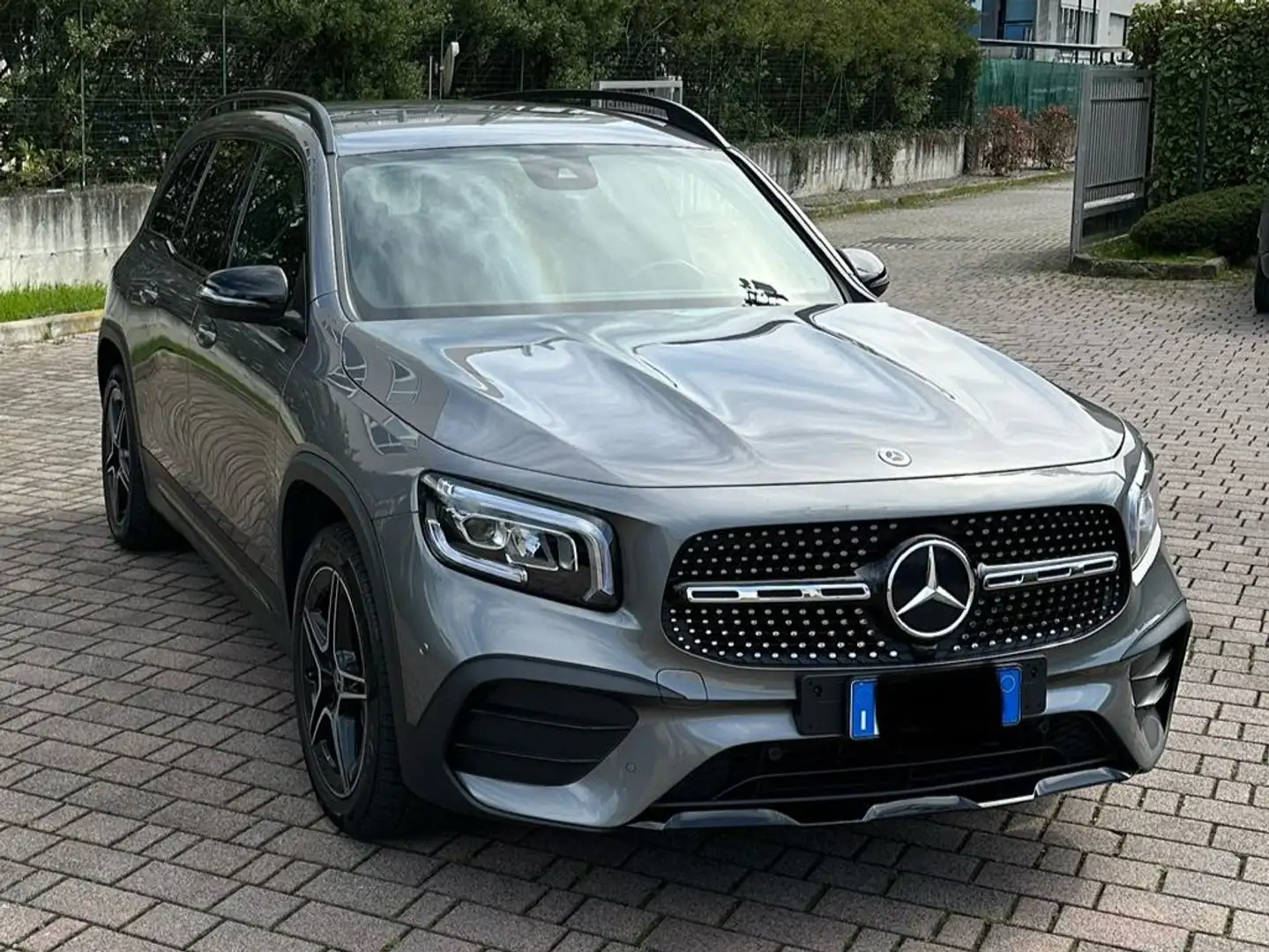 Mercedes-Benz GLB 200 PREMIUM Gri - 2