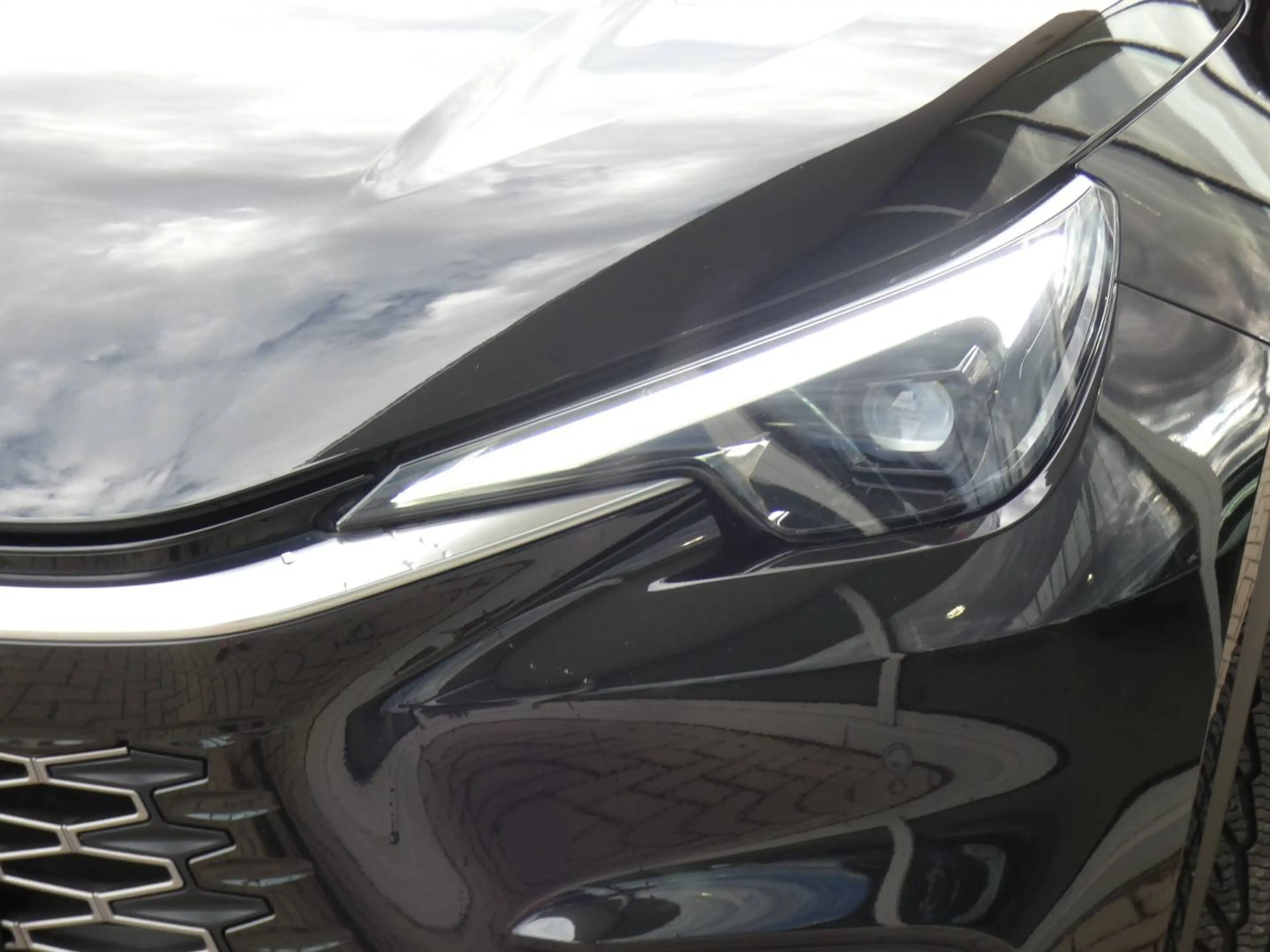 Lexus LBX Hybrid RELAX +COGNAC LEDER +Elektrische zetel +Stoelmemory +Zetelverwarming +Stuurwielverwarming +Dodehoek — photo 11
