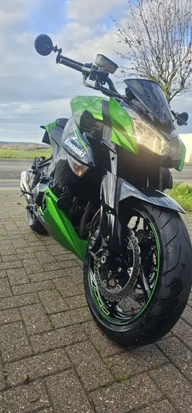 Kawasaki Z 1000 - foto 8