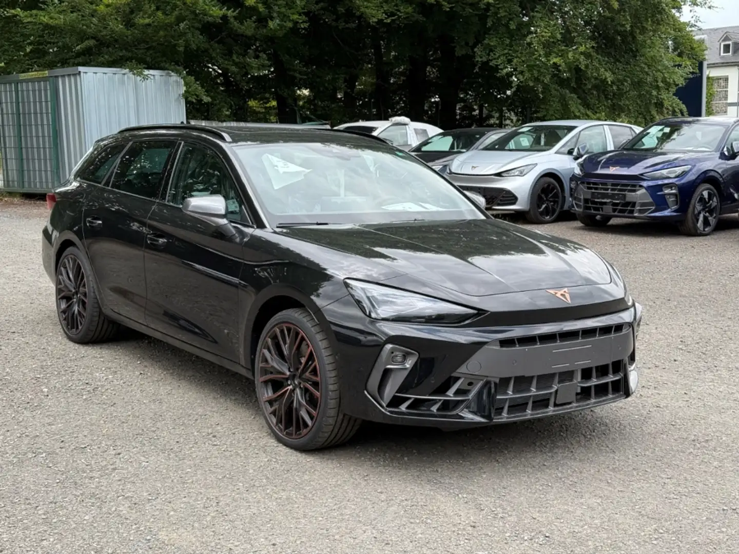 CUPRA Leon Cupra Sportstourer 2.0 TSI 245 kW 4Drive VZ Panoda Noir - 2