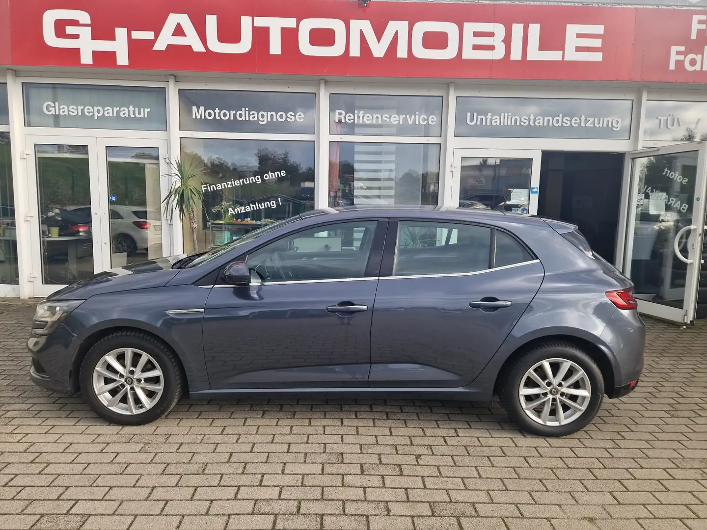 Renault Megane Megane -- Teil-Leder+Alu+PDC+Navi+SHZ -- Grau - 2