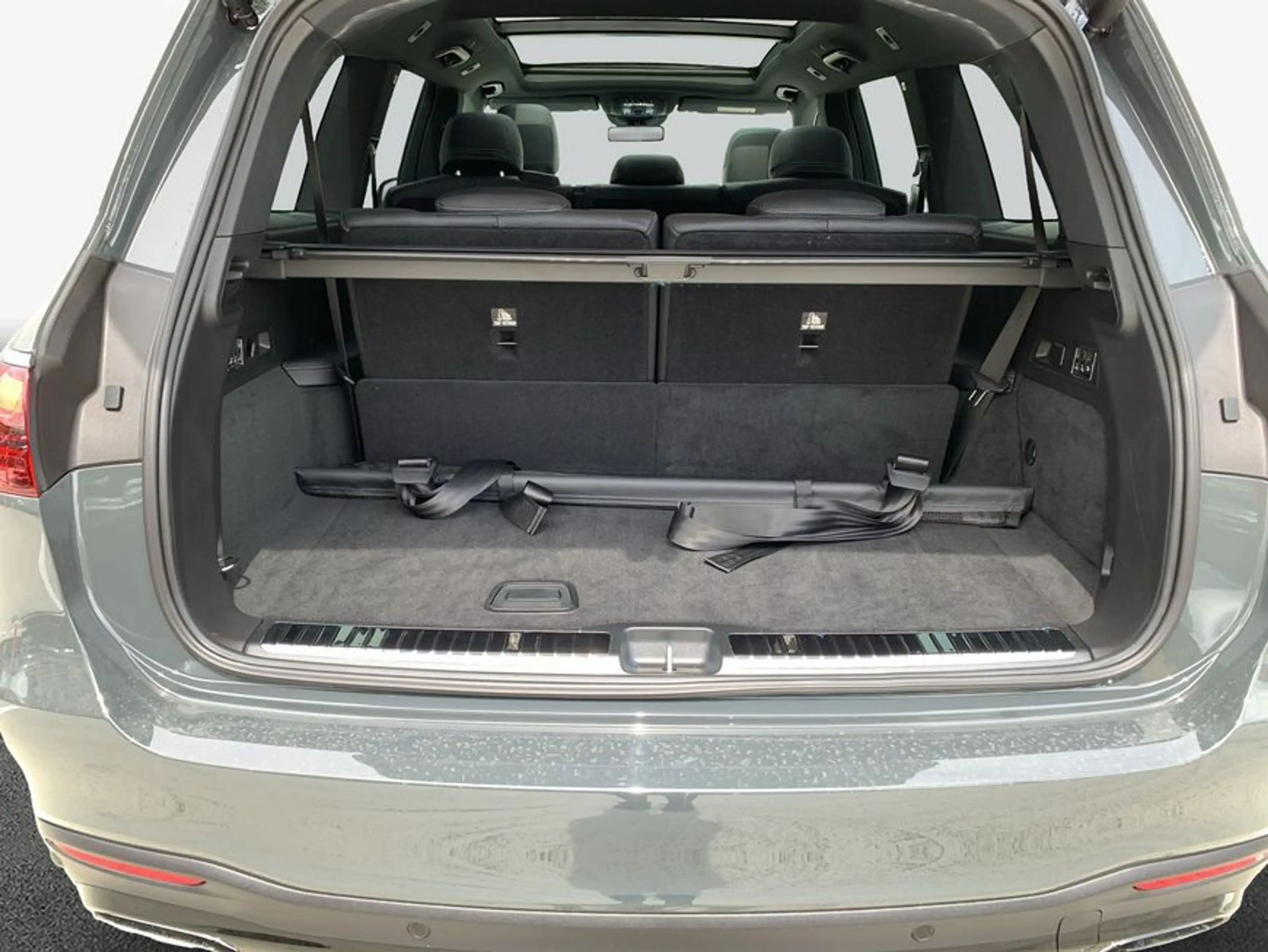 Mercedes-Benz GLS 450 GLS — photo 8