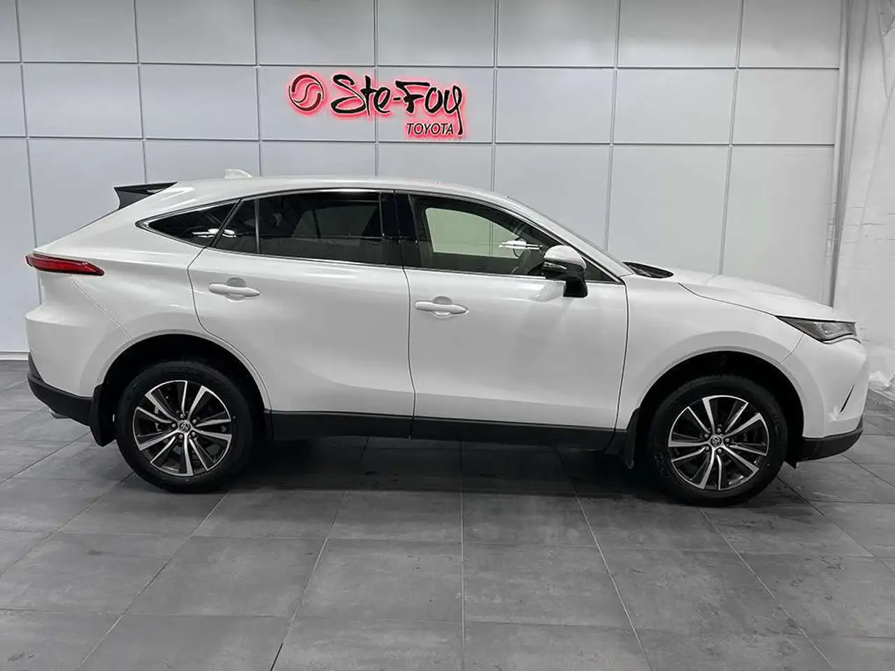 Toyota Venza снимка Toyota Venza