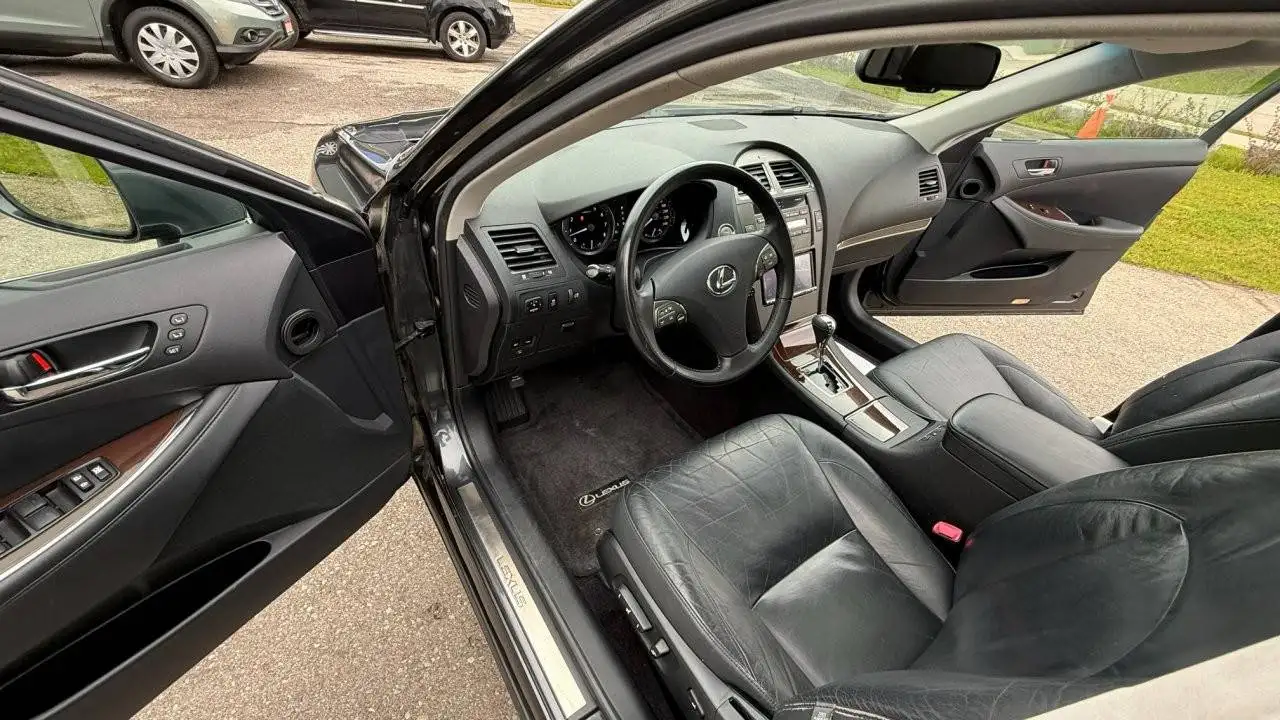 Lexus ES photo Lexus ES