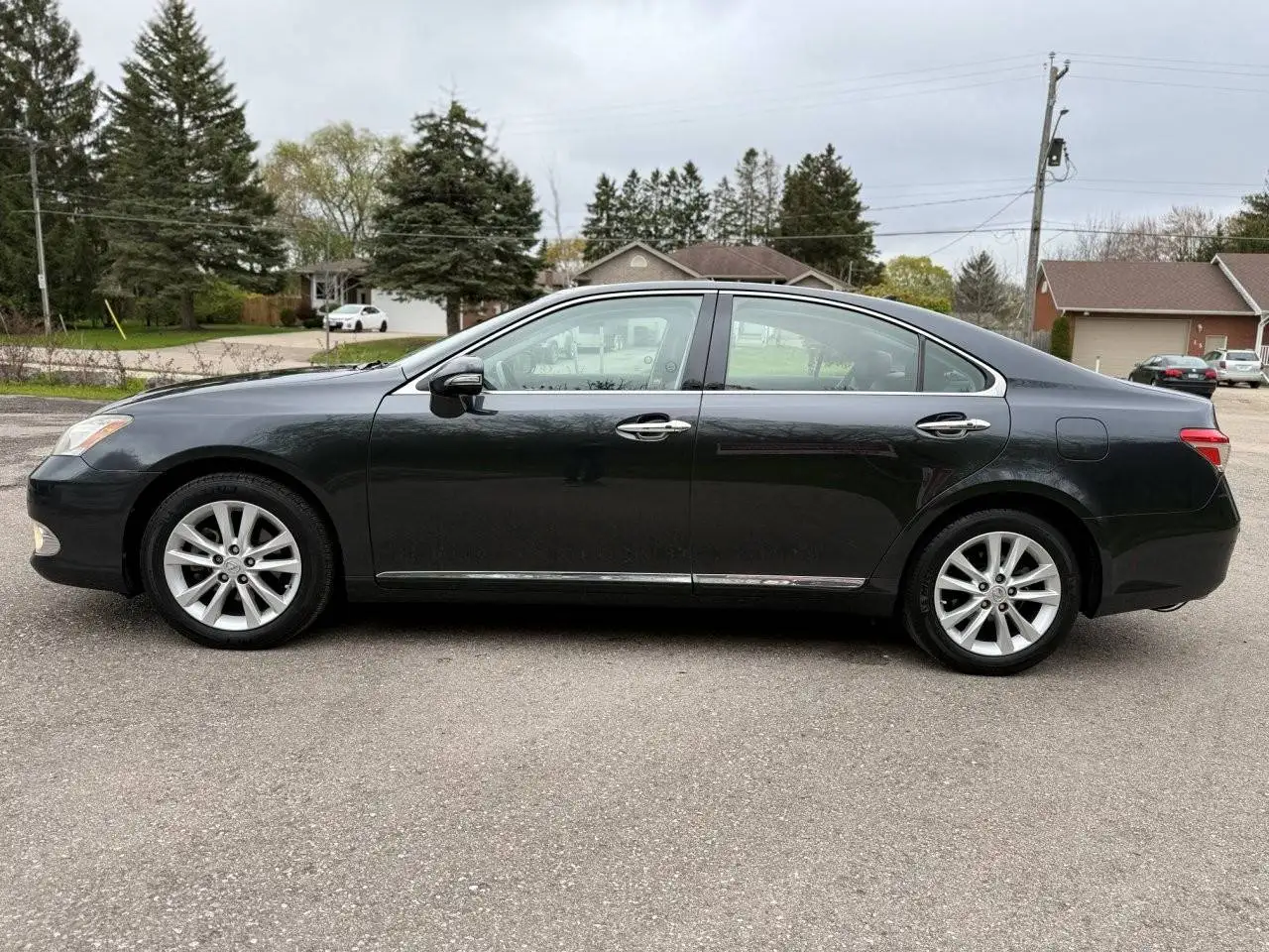 Lexus ES photo Lexus ES