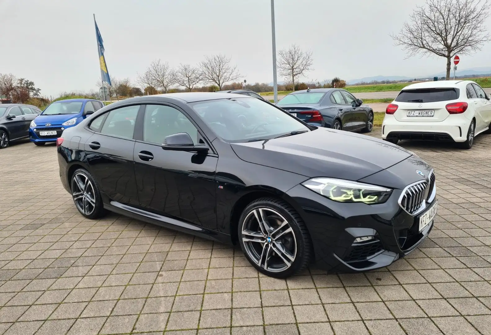 BMW 218 i Gran Coupe M PAKET DIGITAL LED CARPLAY Noir - 2