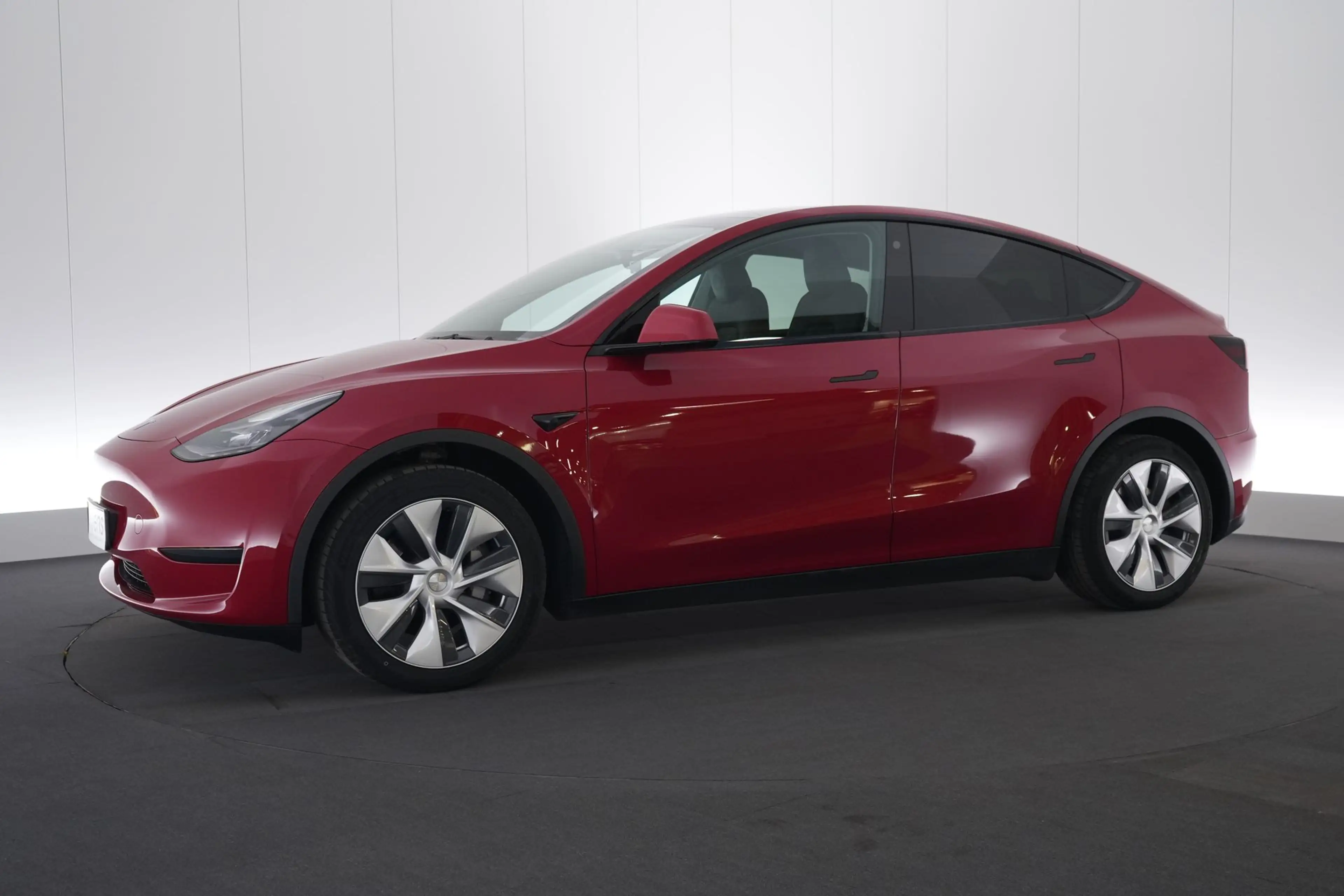 Tesla Model Y RWD LEDER/CUIR LED GPS PDC CAM Pano Keyless Verw. — photo 12