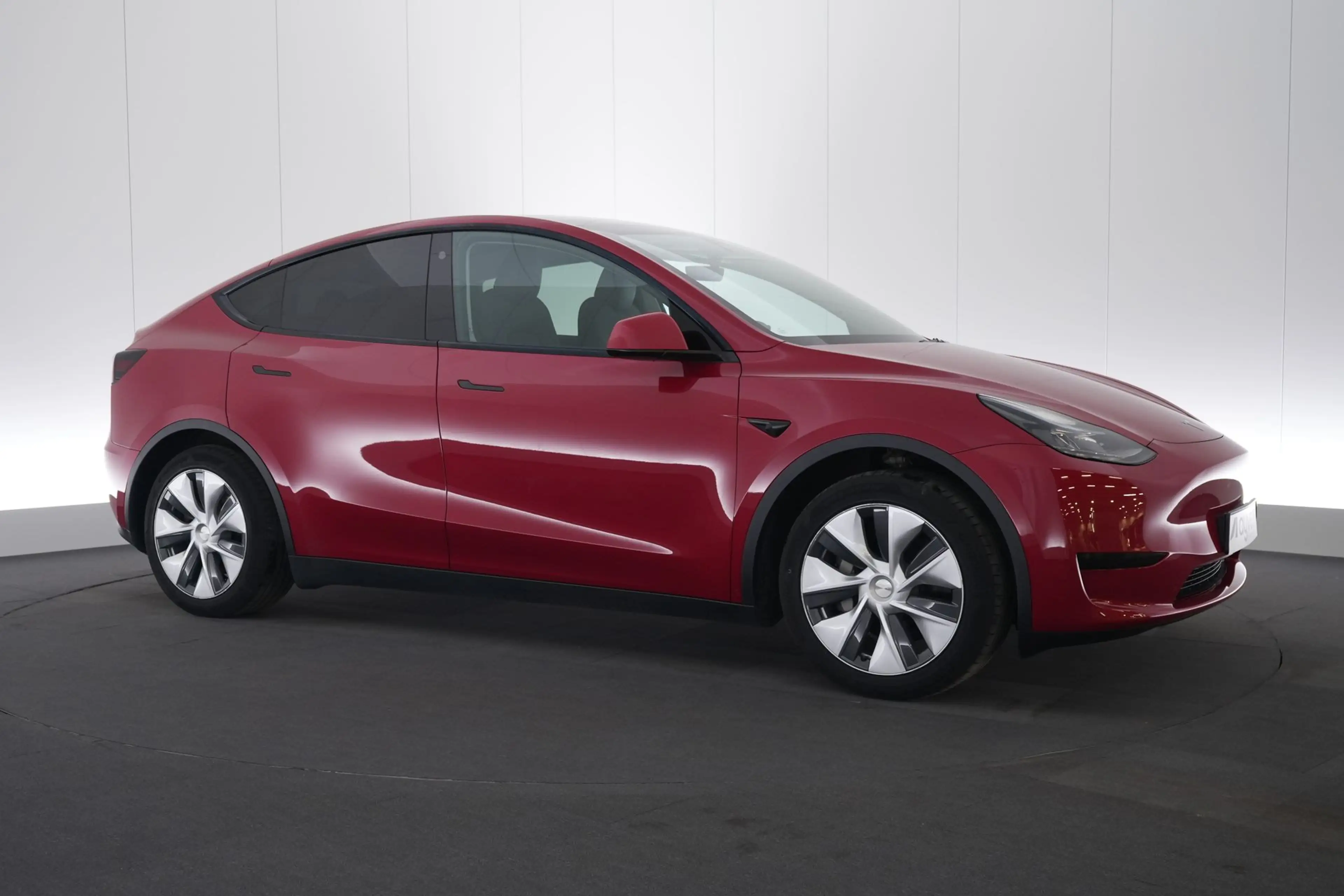 Tesla Model Y RWD LEDER/CUIR LED GPS PDC CAM Pano Keyless Verw. — photo 4