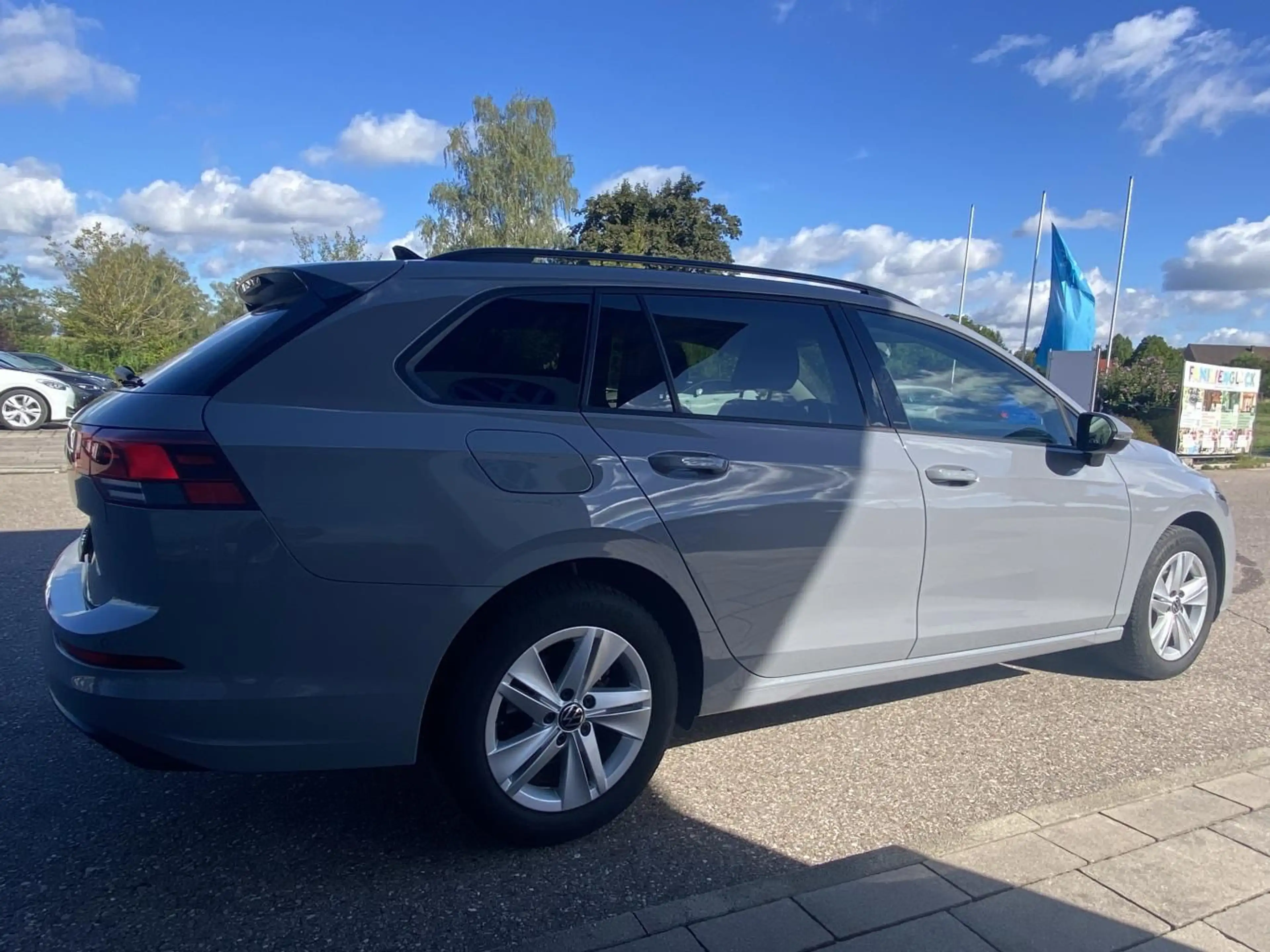 Volkswagen Golf Variant 2.0 TDI Life APP-CONNECT+AHK+ACTIVE — photo 5