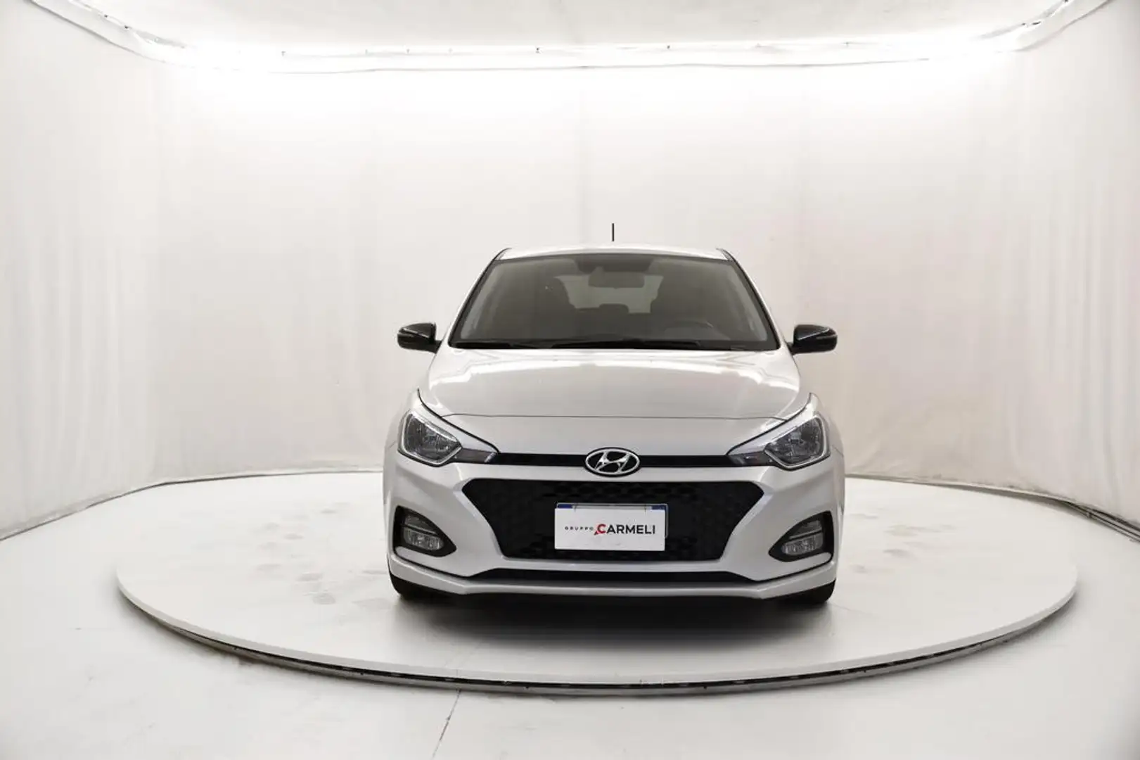 Hyundai i20 1.2 mpi Connectline 75cv 5p Argent - 2