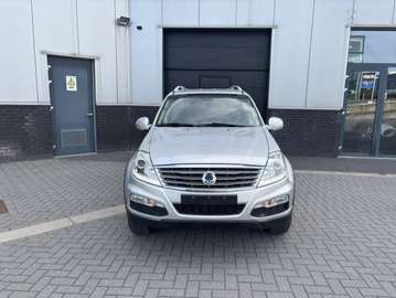 Rexton 2.2 RX220e-Xdi 4WD Sapphire
