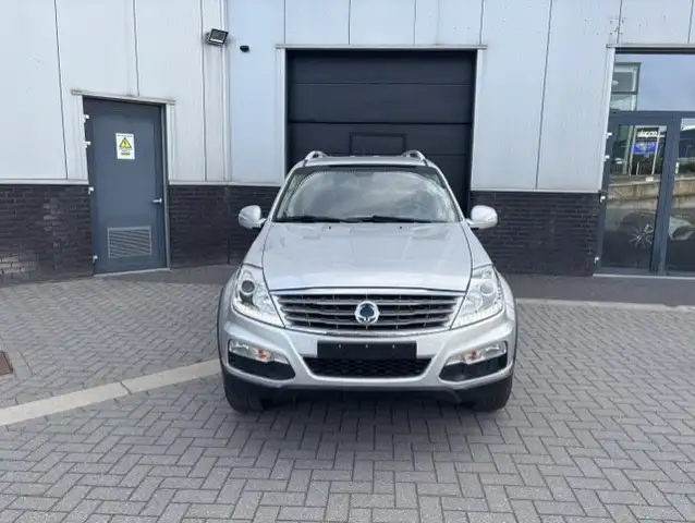 SsangYong Rexton Rexton 2.2 RX220e-Xdi 4WD Sapphire