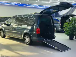 Volkswagen Caddy 1,4 DSG Maxi Behindertengerecht Rampe