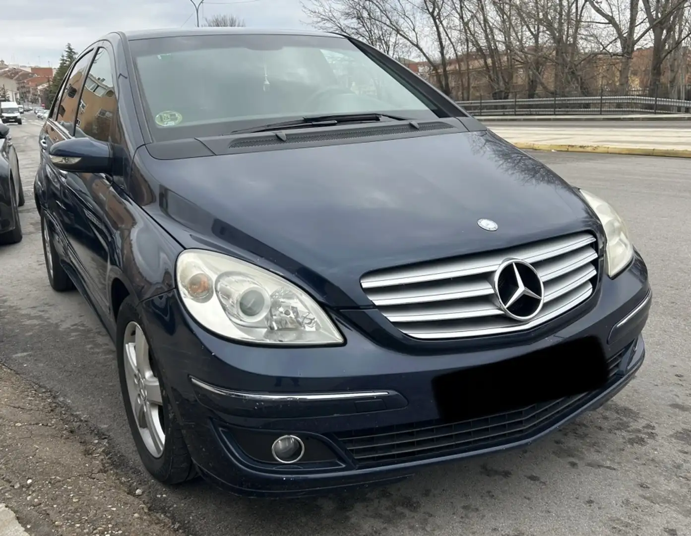 Mercedes-Benz B 180 180CDI Azul - 2