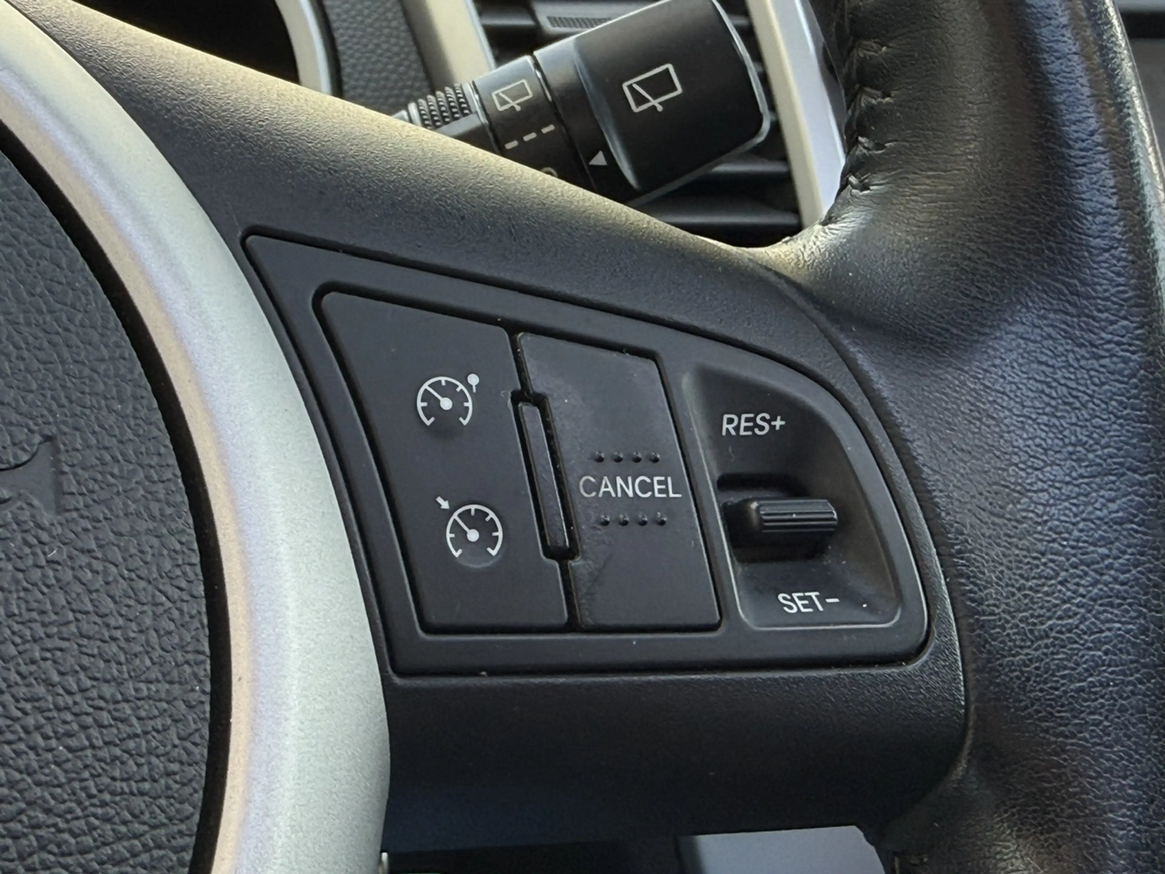 Kia Venga 1.4 CVVT World Cup Edition | Panoramadak | Navigat — photo 14