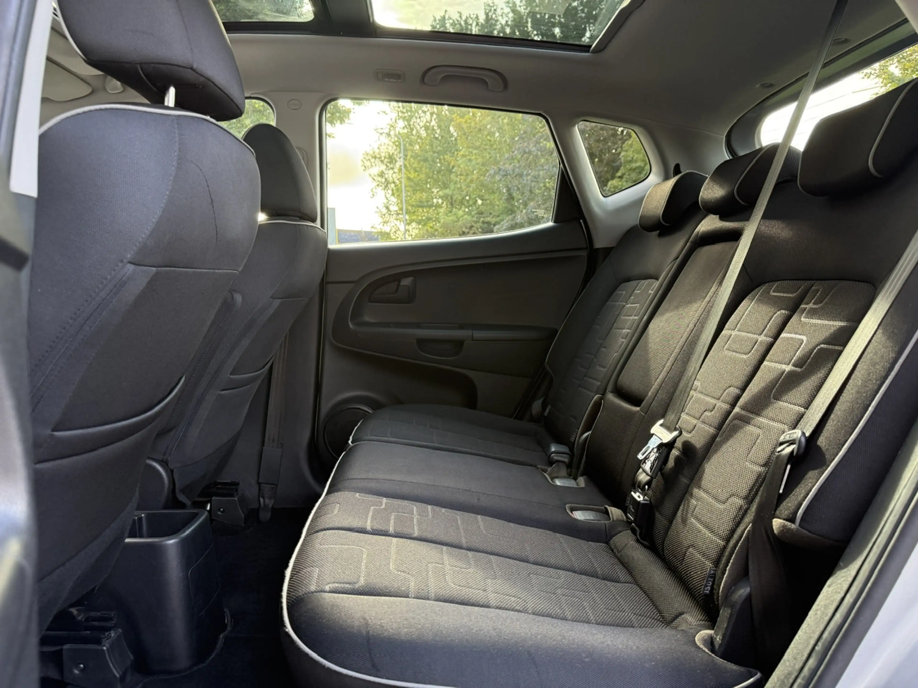 Kia Venga 1.4 CVVT World Cup Edition | Panoramadak | Navigat — photo 6