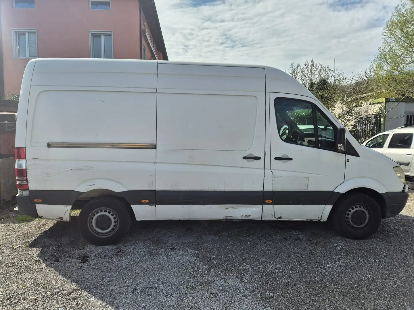 Mercedes-Benz Sprinter AG 906 Bianco - 2