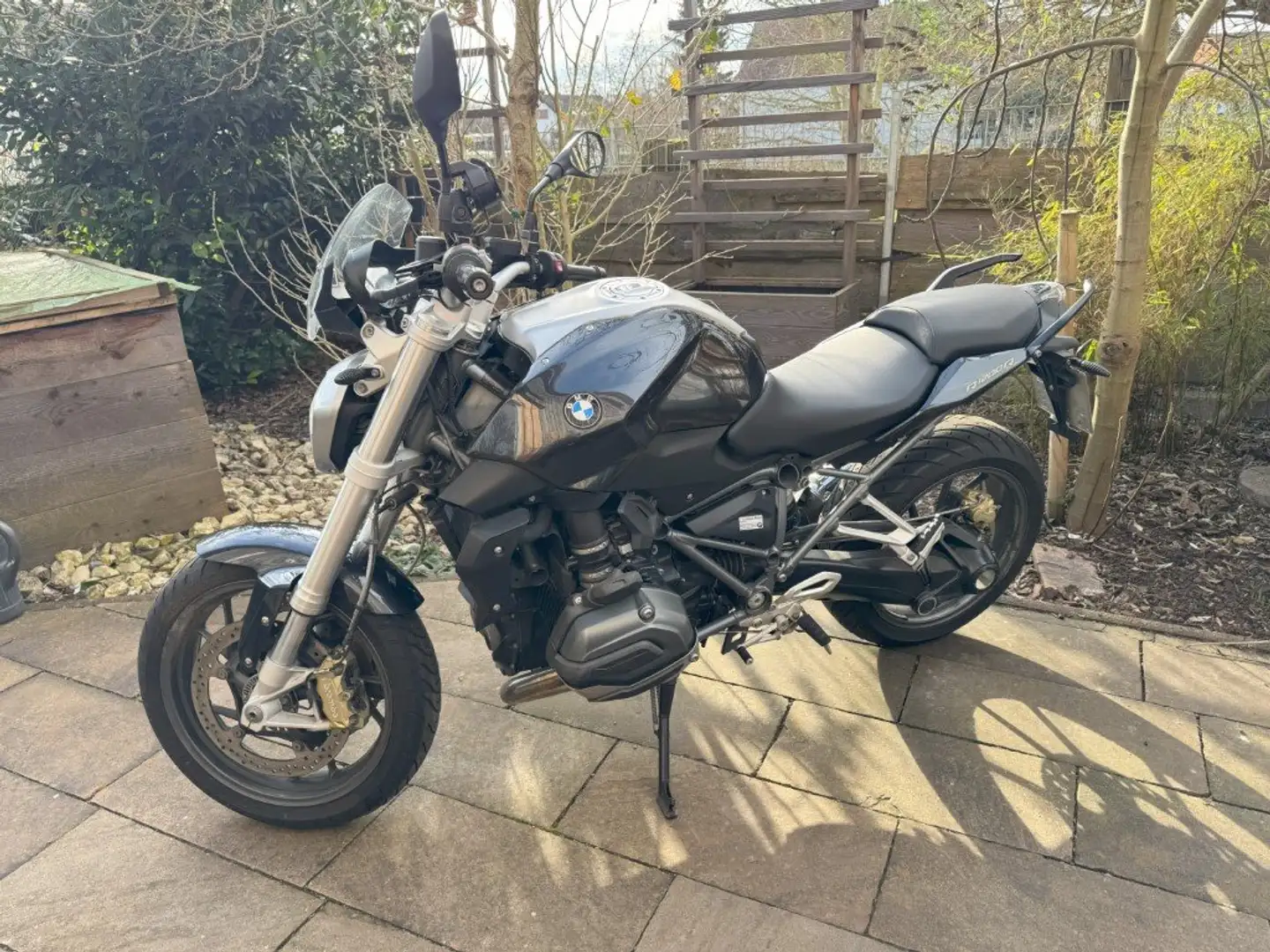 BMW R 1200 R Schwarz - 2
