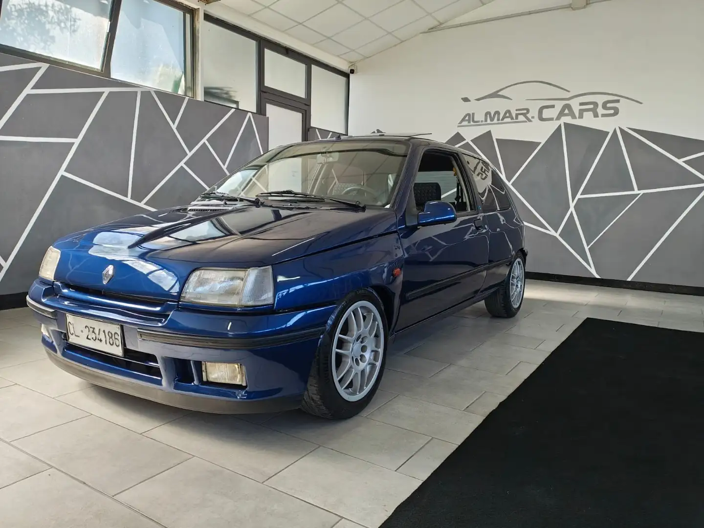 Renault Clio 3p 1.8 16v cat. Bleu - 1