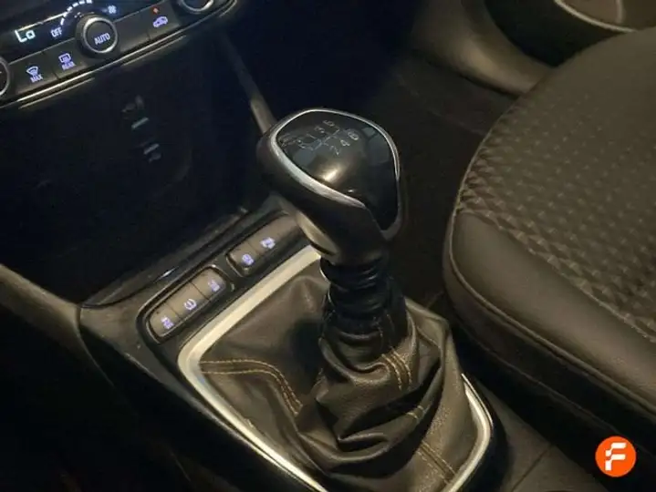 Opel Crossland X 1.2 Innovation S/S 2019, foto 19