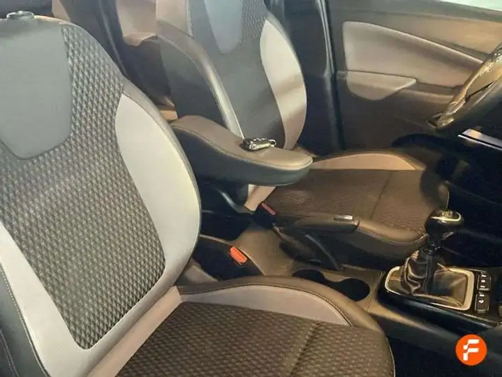 Opel Crossland X 1.2 Innovation S/S 2019, foto 23