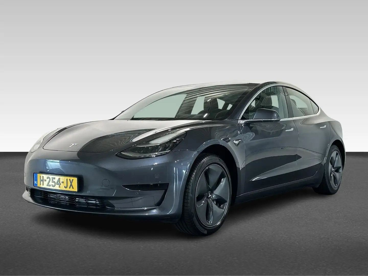 Tesla Model 3 Standard Plus RWD Gris - 1