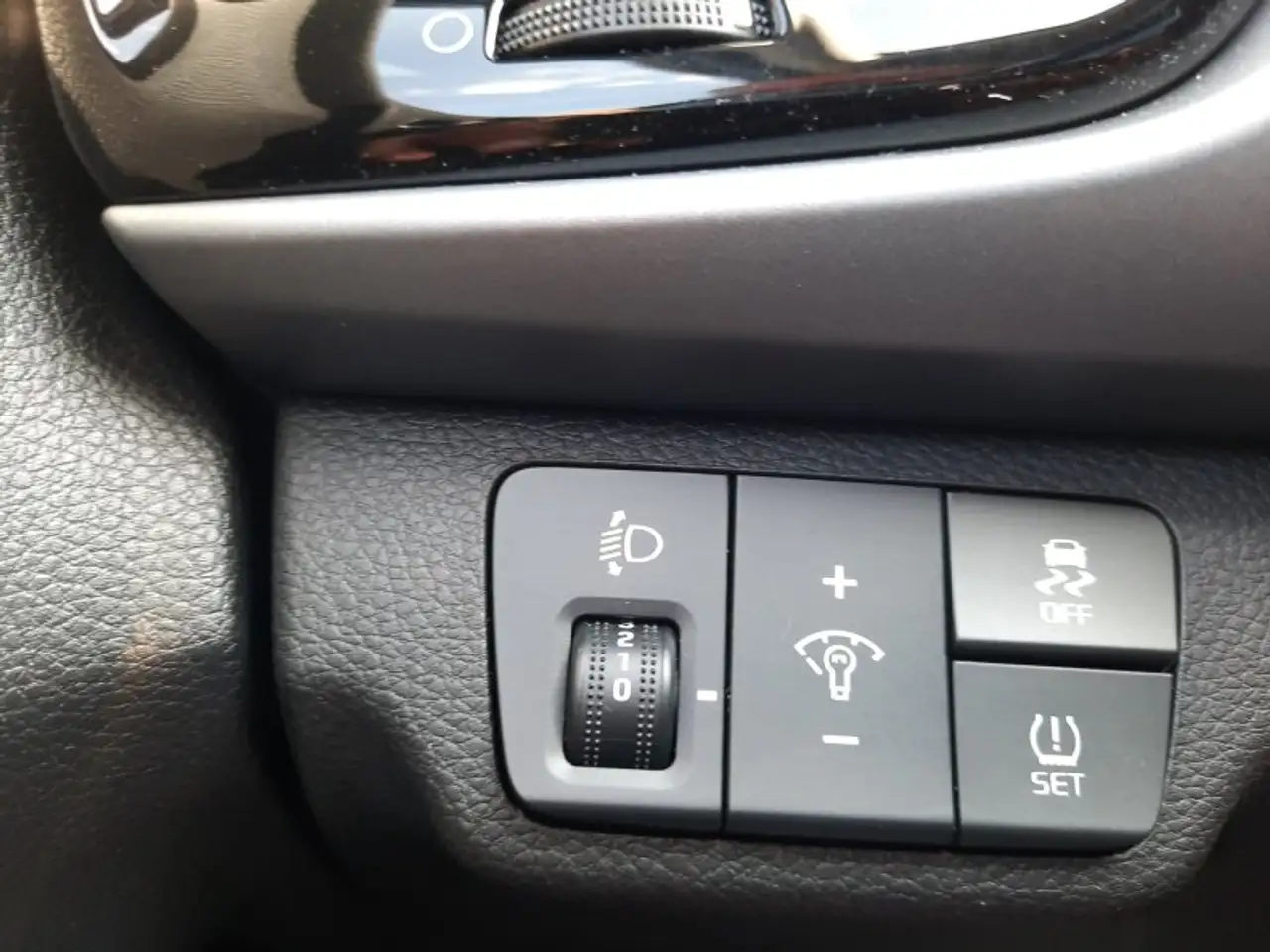 Kia Rio 1.2 Dream Team 1.2 EU6d-T Navi/Kamera/Klimaauto/DA, миниатюра 27