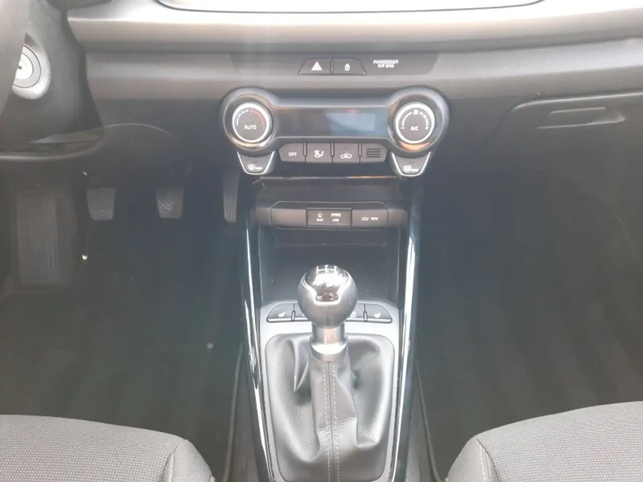 Kia Rio 1.2 Dream Team 1.2 EU6d-T Navi/Kamera/Klimaauto/DA, миниатюра 11
