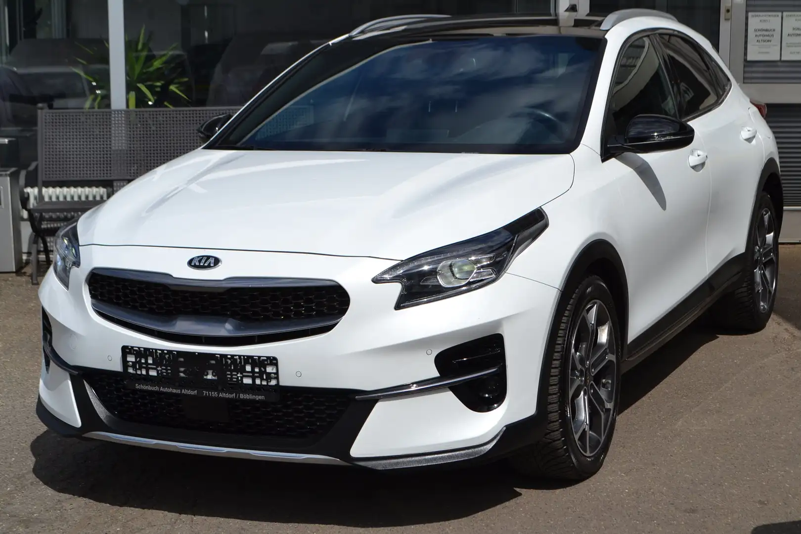 Kia XCeed XCeed 1.6 T-GDI DCT Xdition*T.LEDER*NAVI*PANORAMA Weiß - 1