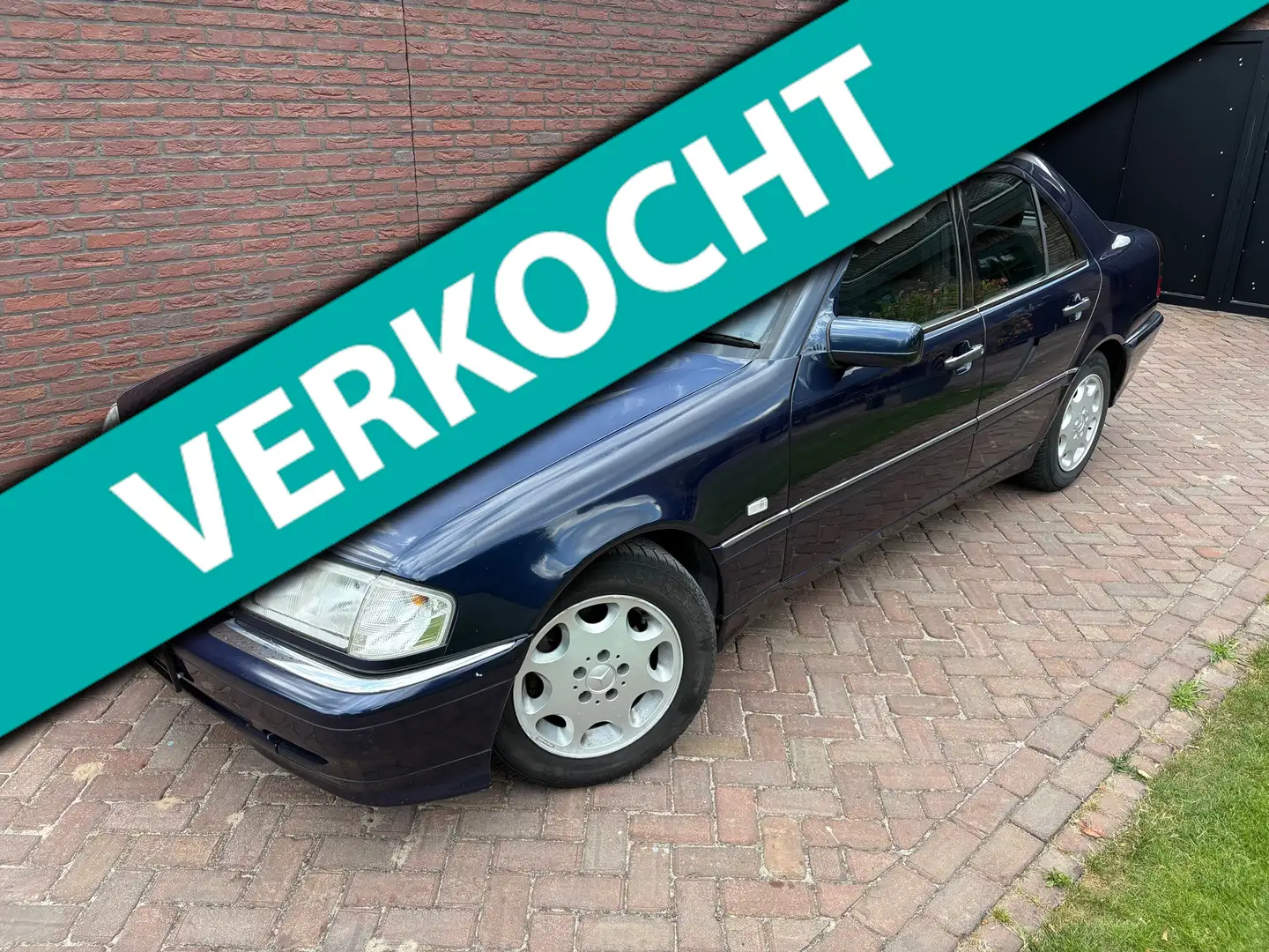 Mercedes-Benz C 200 CDI Airco W202 Export Blauw - 1