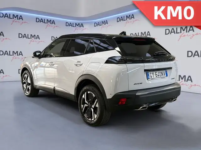 Peugeot 2008 view 3