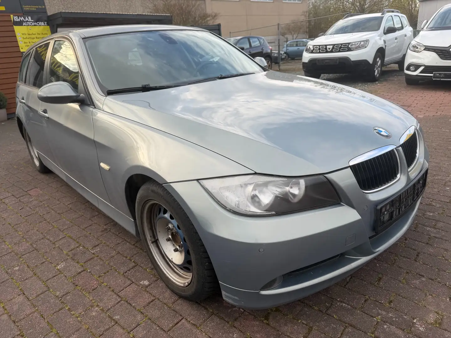 BMW 320 TÜV 03.2027/AHK/Klima/AluFelgen Grau - 1