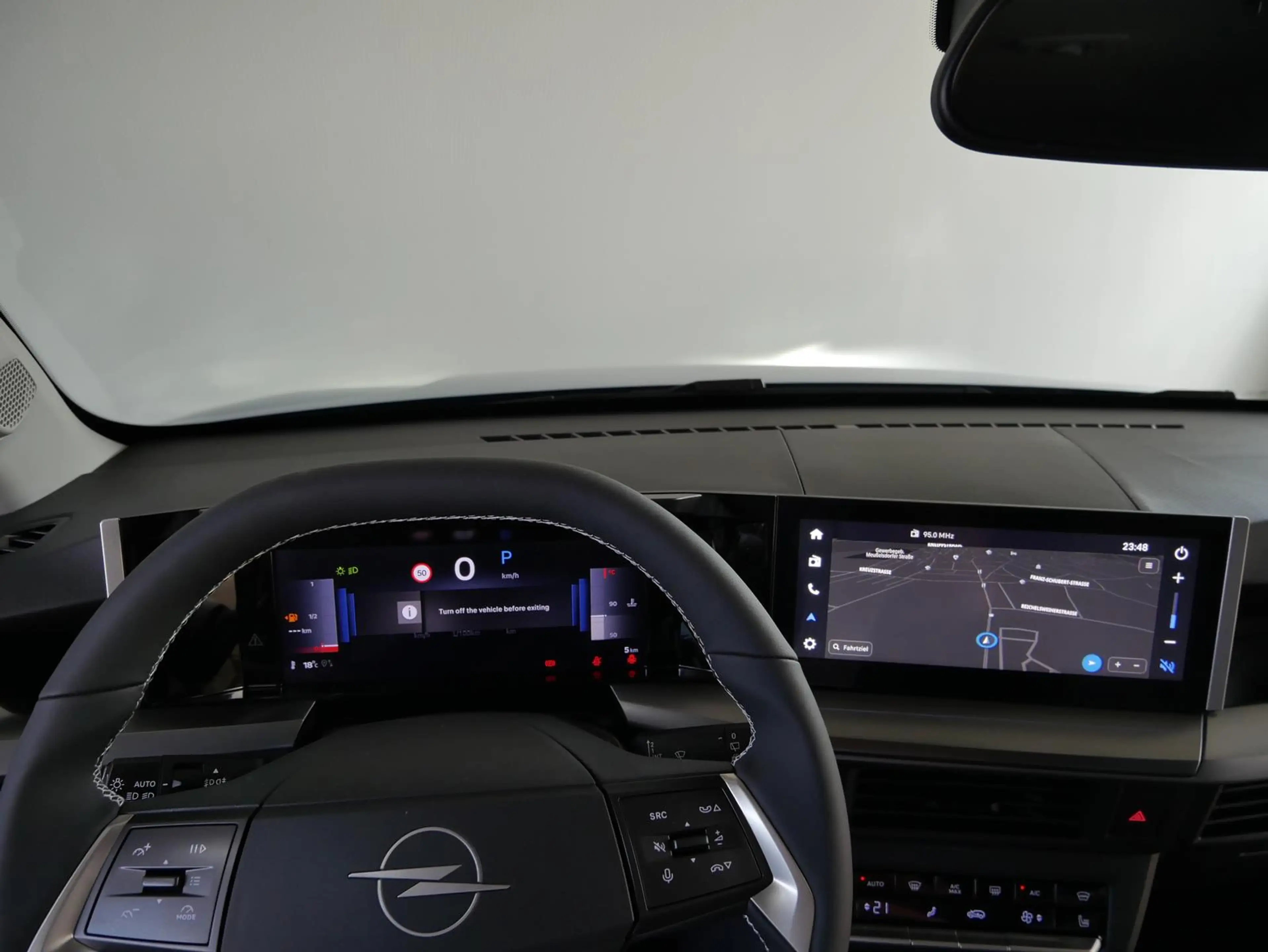 Opel Frontera GS Hybrid AT | SHZ | Navi | Keyless | — photo 11