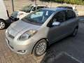 Toyota Yaris 1.0 5 P LUXURY PACK OK NEOPATENTATO Argento - thumbnail 1