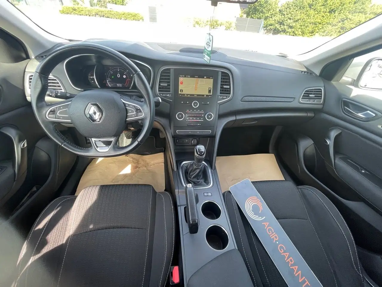 Renault Megane Grandtour — photo 7