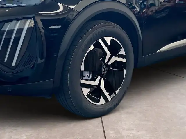 Peugeot 2008 view 15