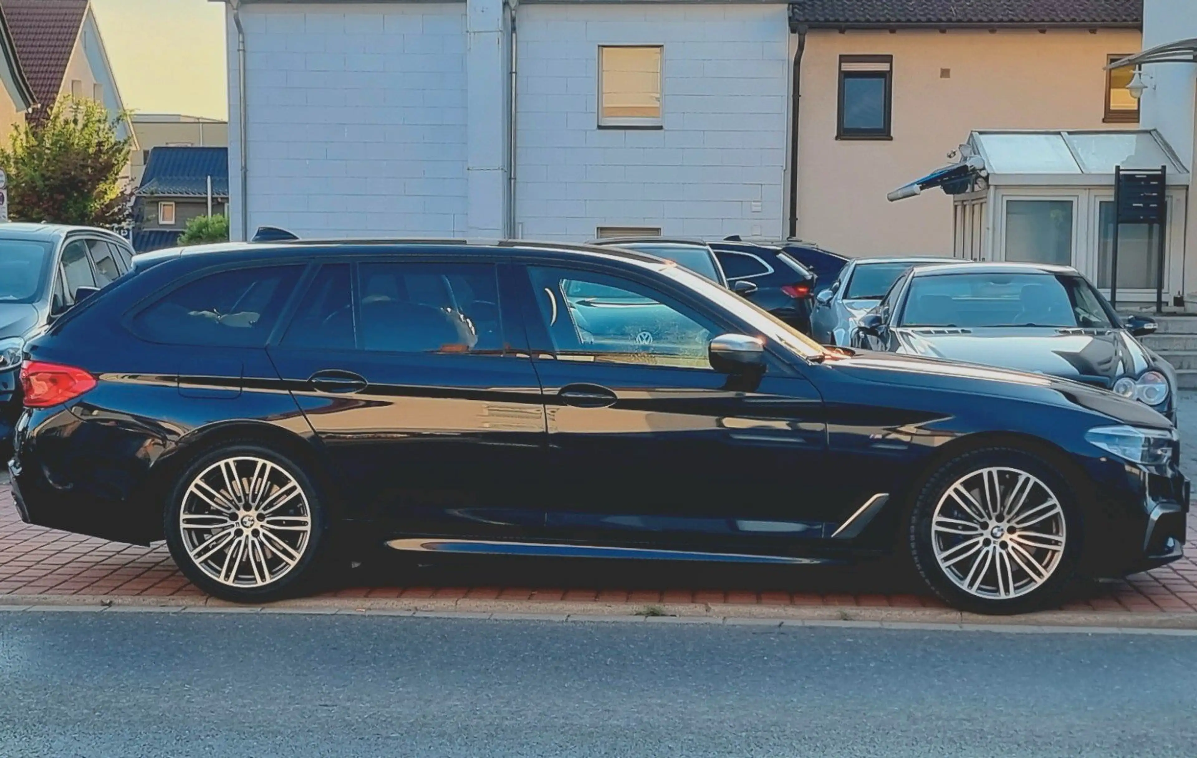 BMW 550 Tou 1Hd+AH Alcantara Nightvision 20" WKR RFK — photo 2